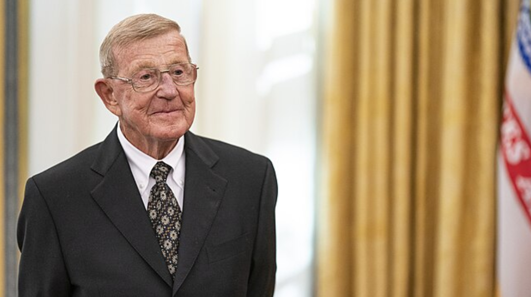 Lou Holtz revealed the horrible thing Joe Biden did to these young girls