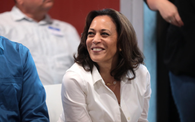 Howard Stern asked Kamala Harris one embarrassing question you won’t believe