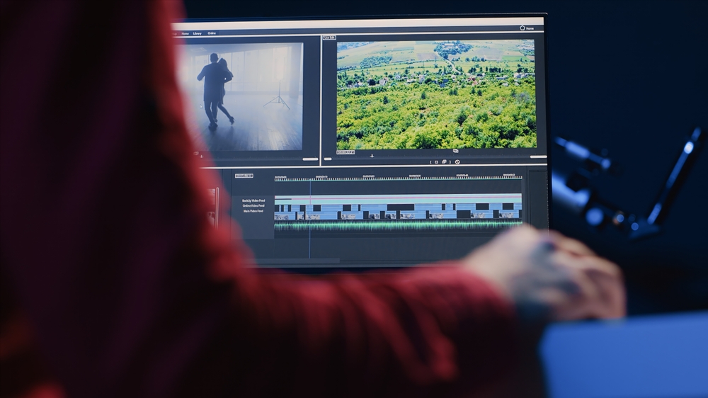 Professional,Video,Editor,Editing,Color,Grading,And,Lighting,In,Creative