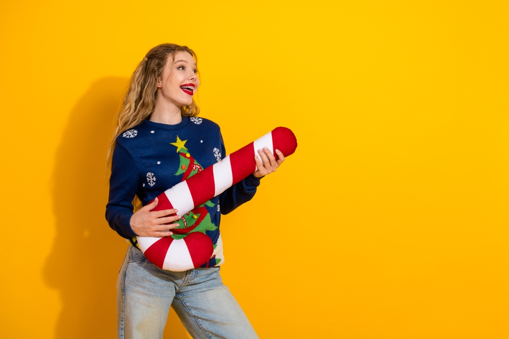 Festive,And,Joyful,Portrait,Of,A,Blonde,Woman,In,A
