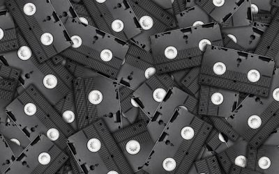 Ben Affleck Just Showed Jennifer Aniston One Thing That Made Her Beg Him To Destroy It