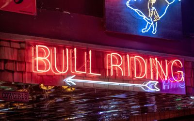 Sophie Cunningham Hopped On Stage at an Indy Honky-Tonk and Owned a Country Classic