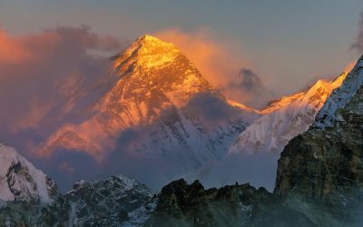 Nepal Sent 274 Climbers Up Everest in One Day and What Happened Last Time They Did This Will Make Your Stomach Drop