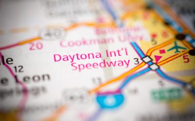 Tom Cruise Found Kyle Busch’s Empty Chair at Daytona and One Gesture From Him Said Everything